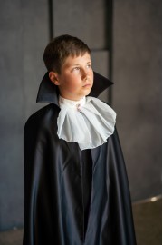 Дитячий карнавальний костюм Вампір Дракула фіолетовий Дитячий карнавальний костюм Вампір Дракула фіолетовий